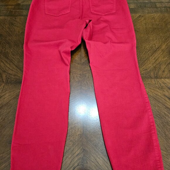 Brand New Red Torrid Jeans 50% off retail - Picture 2 of 3